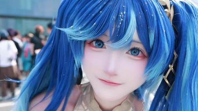 我是尤诺 是七丘本地人 你想问啥？