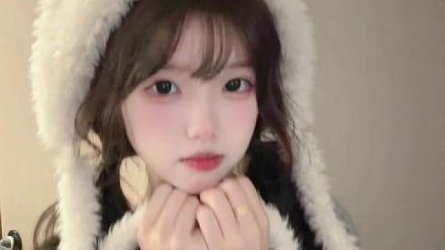 我是小海苔 不和你贴贴就要碎咯ᯅ