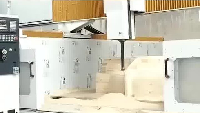 高精度木工雕刻机：全自动雕花/切割/镂空，实木板材加工效率翻倍