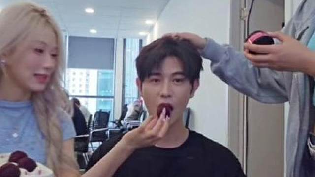 “少女的脸红胜过一切！！”