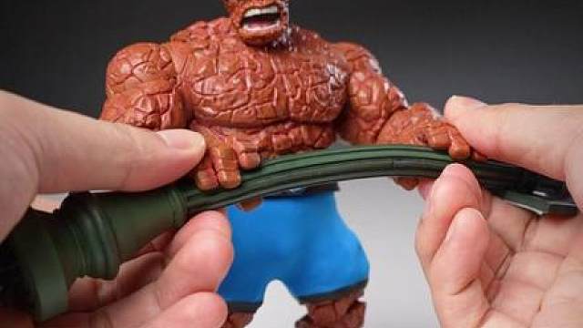 这套绝版的神奇四侠手办！居然真能还原超能力！