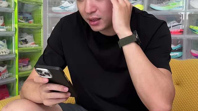 每天都能收到很多乱七八糟的私信，两眼一黑又一黑，问题实在太性情....