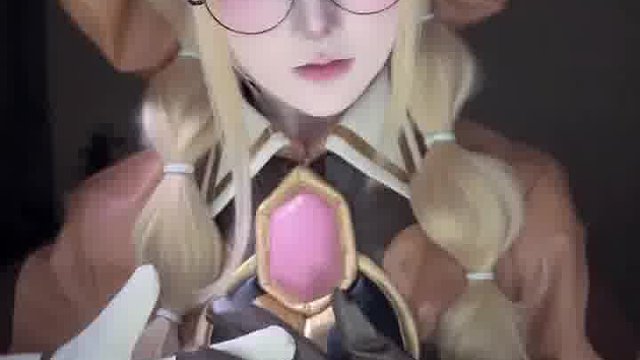 放一只小学者在这,学长你们不可以欺负她哦