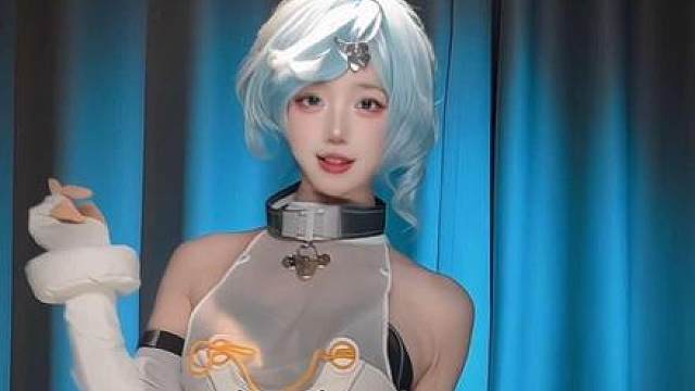 他还是爱你的，不然为什么要背着你偷偷聊