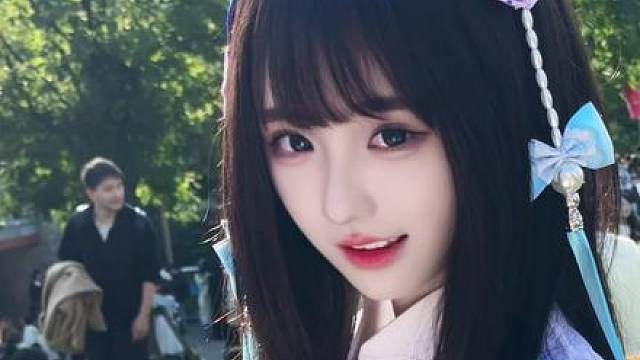 我爱我的明媚 也接受我的易碎.