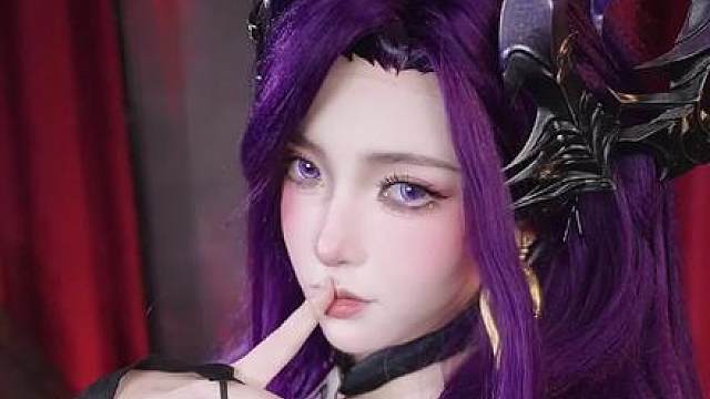 妈妈问我为什么跪着吃饭