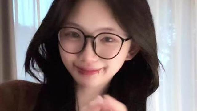 今天是素颜加特效营业