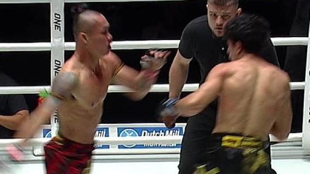 关灯！阿基夫·古鲁扎达一肘让对手进入深度睡眠模式