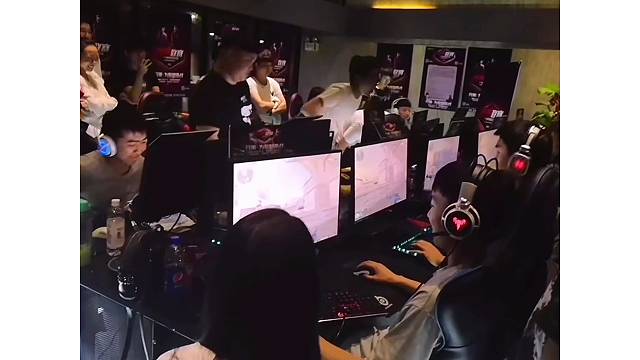 CF百城联赛线下比赛到底有多激情