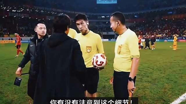 赛后一幕太棒了，用体面扛起这些