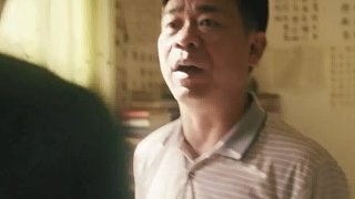 女婿到岳父家拜年 結(jié)果和岳父干起來了 哈哈