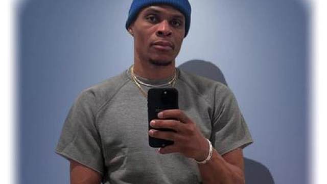 人生苦短，纵情燃烧