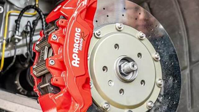 蔚来新款ES8更换AP9571MonoR碳陶套装！