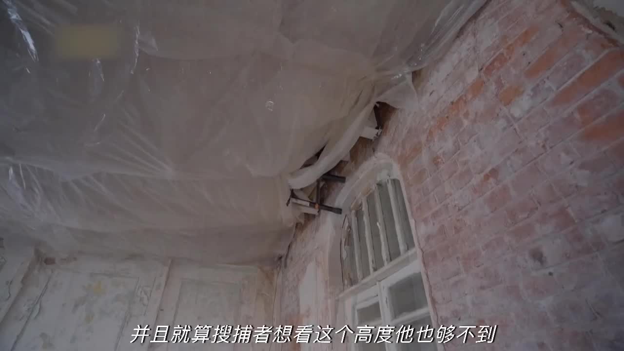 这才是躲猫猫大赛里最顶级的灯下黑！1