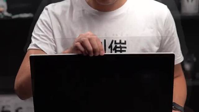 仅土豪可见的笔记本长什么样？