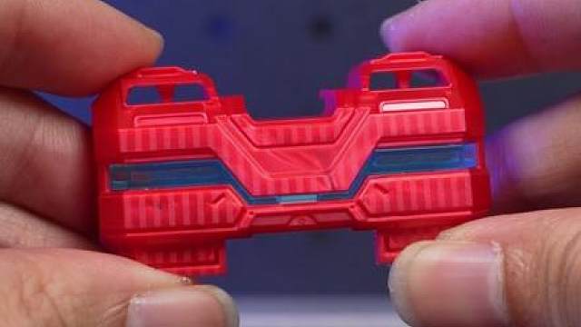 布鲁可 传奇版 最终形态擎天柱奥利安·派克斯 布鲁可 传奇版 最终形态擎天柱奥利安·派克斯