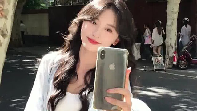 梧桐树下,初秋的上海好浪漫