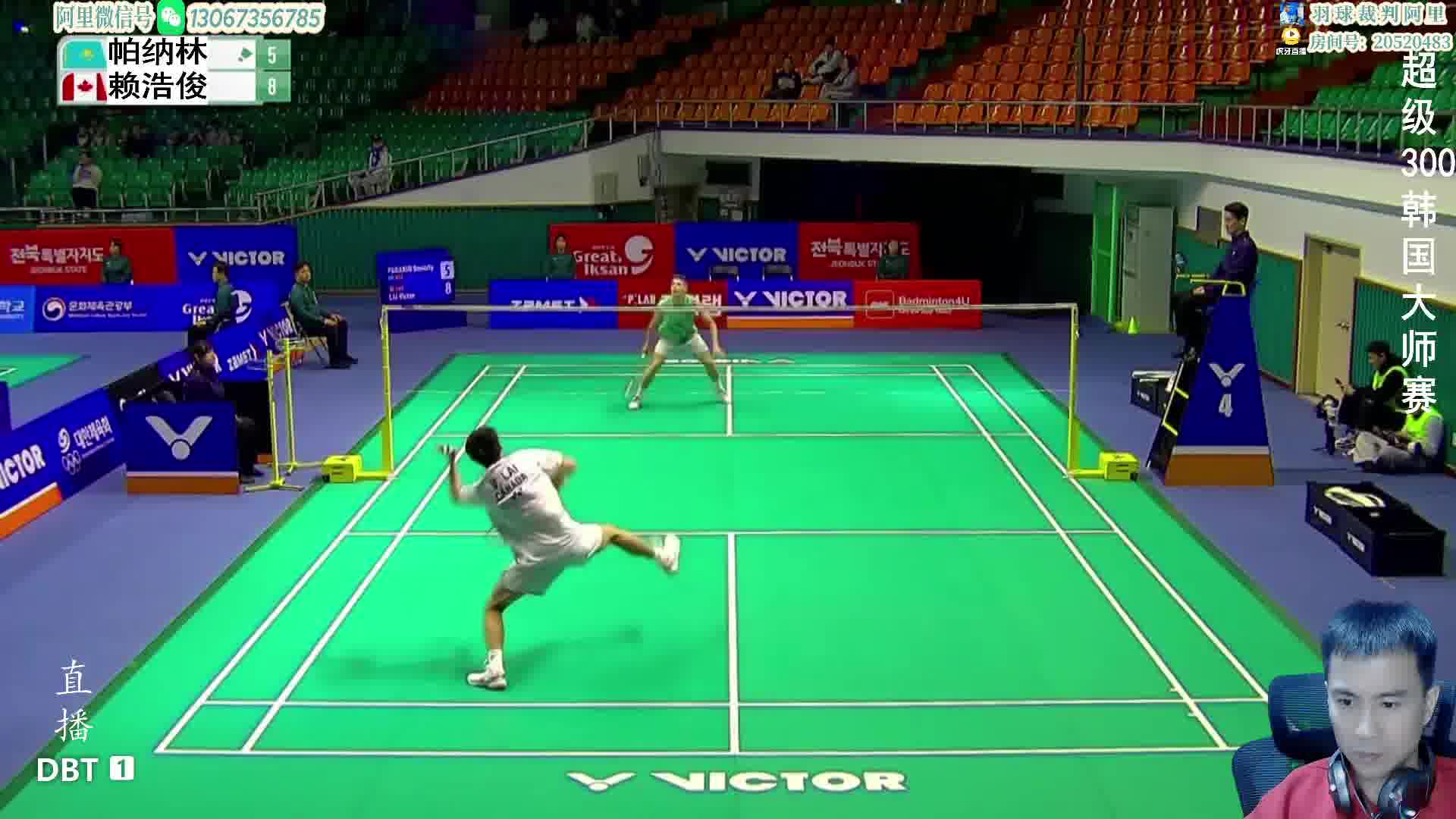 赖浩俊快速平抽挡球迫使对方失误