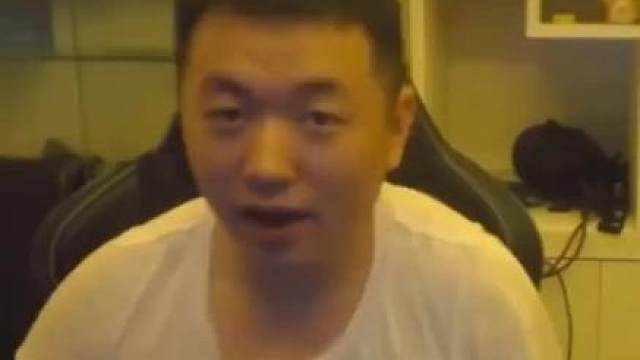 老一辈艺术家长达45秒的留白