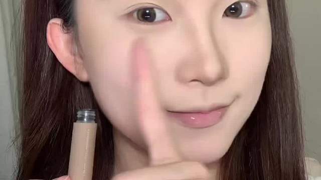 淡颜妆教跟练！超上镜的韩味兔系妆