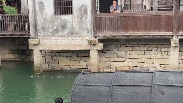 别再问周末去哪儿了！濮院时尚古镇 让青砖黛瓦和潮牌穿搭同框～