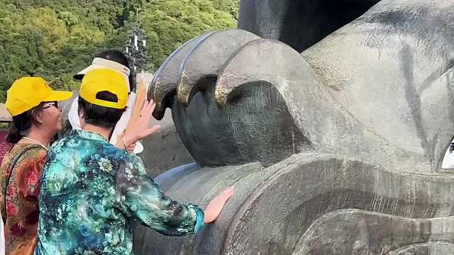 宁海一日游来上金谷啦！蹭蹭财气还有意想不到的快乐！表演很多