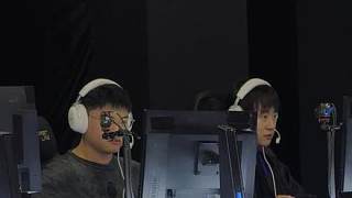 Uzi：感覺薇恩這英雄要加強(qiáng)一下，網(wǎng)友：明狗組合太好看了！