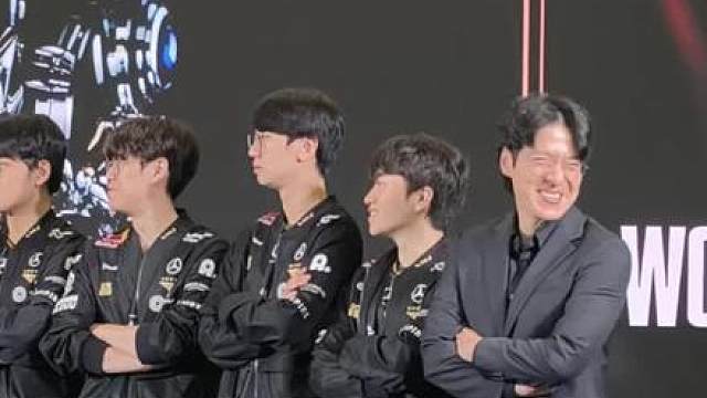 某算命大师预言Faker命里有七冠？网友：前无古人 后无来者