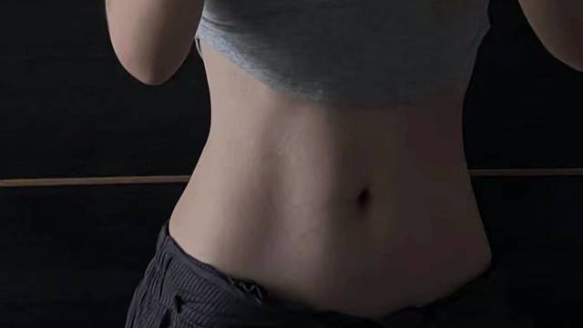 你总说让我好好吃饭 我知道我不瘦这些话都轮不到我