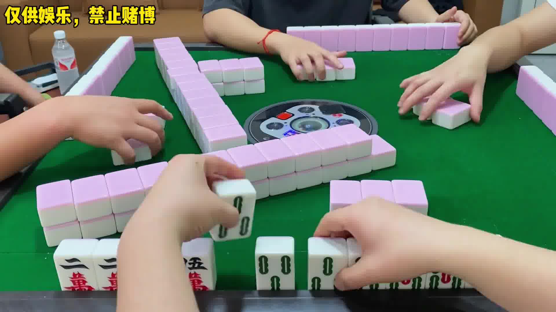 四川麻将：如此丝滑，措不及防。。合川有不有一起玩的小伙伴