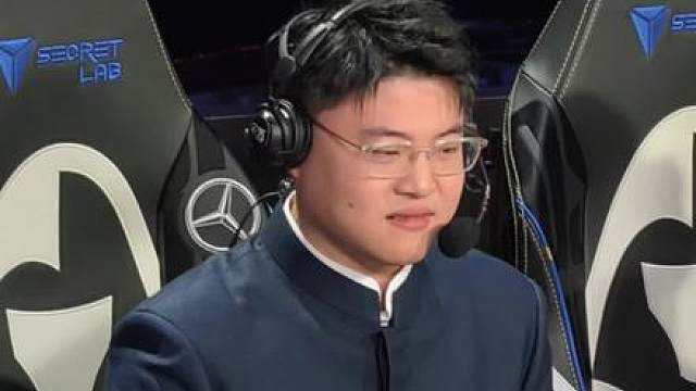 Tabe感慨一个教练一个解说，希望小狗明年可以回来继续战斗！