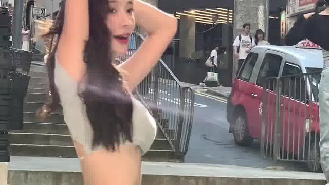 做人呢 最紧要嘅就系开心