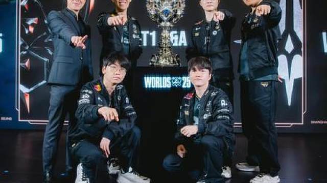 T1三连冠众生相zeus发文恭喜，faker谈夺冠感受境界太高Uzi给小吕布颁奖，只要你还有梦想就来T1！