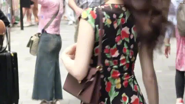 颜色越花越好看咯