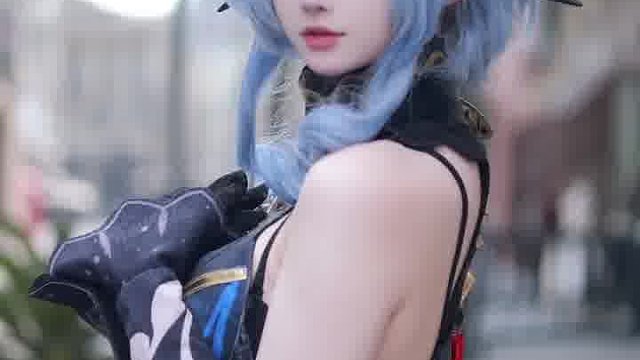 在人群中多看一眼