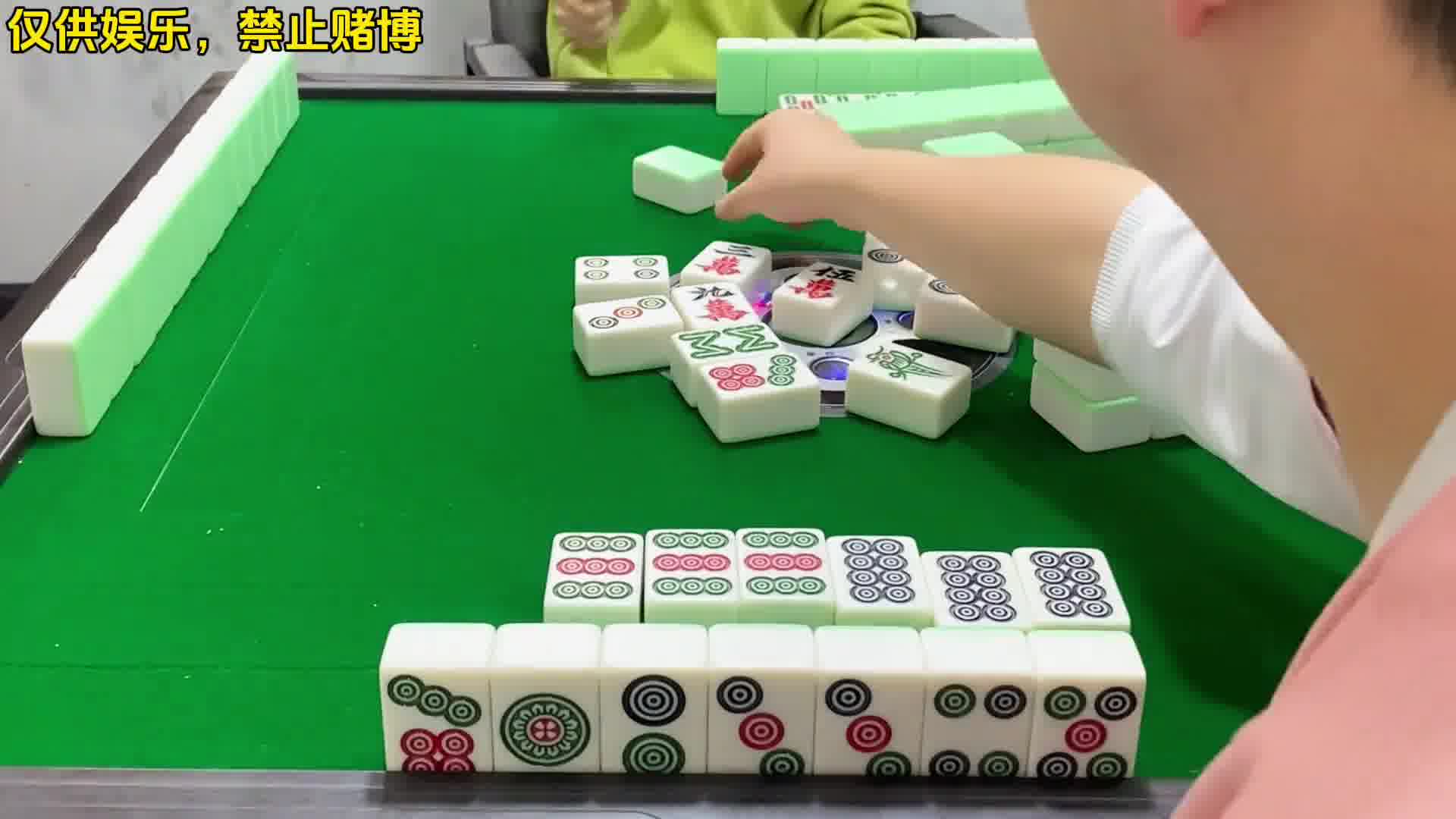 四川麻将：合川有不有一起玩小麻将的小伙伴