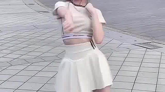 嗨大家好！我是二年级的学生