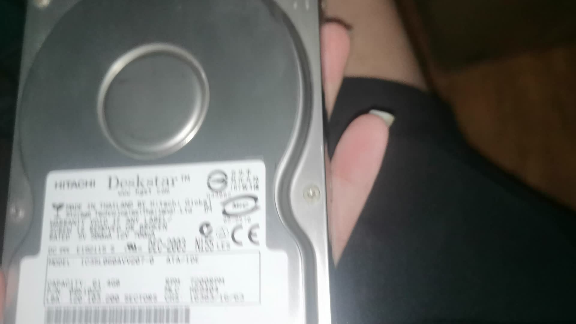 30块钱的日立IC35L060AVV207开箱（上电正常起转不识别 易拓木星40G J240同款 卖家提供过扫盘全绿截图）