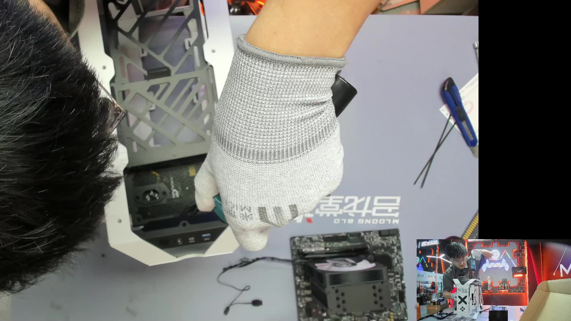 t*的14600K 5060Ti主机