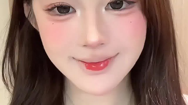 一定要理想型嘛,我可以吗