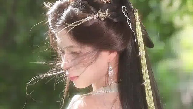 春去秋来只盼闯入你的眼眸