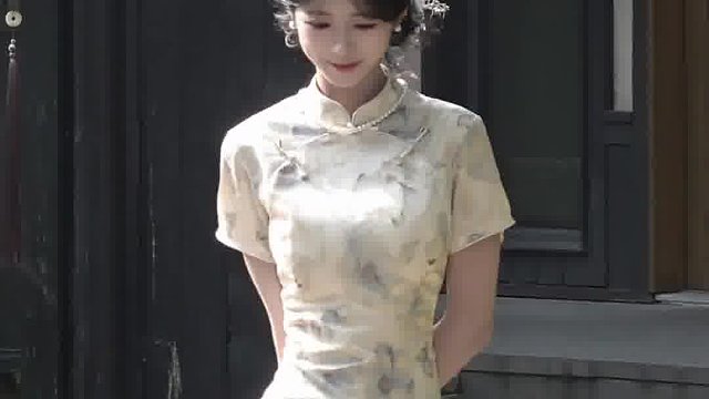 初次邂逅，她便映入我的眼眸深处