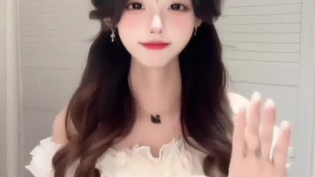 宝宝萌和好朋友一起来拍这个超简单BangBang手势舞