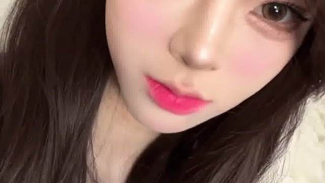 这个妆感觉非常适合五官平平淡颜宝宝