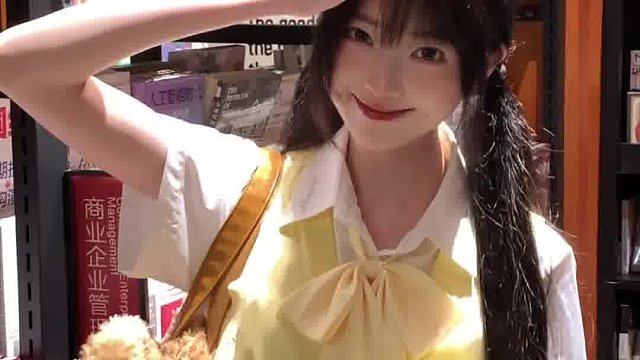 我买了个萌你就找人把我的齐刘海打歪 也太过分了吧