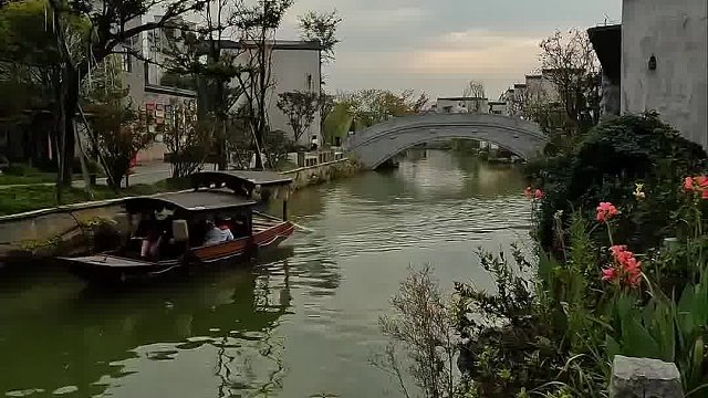 你又希望谁平平安安呢