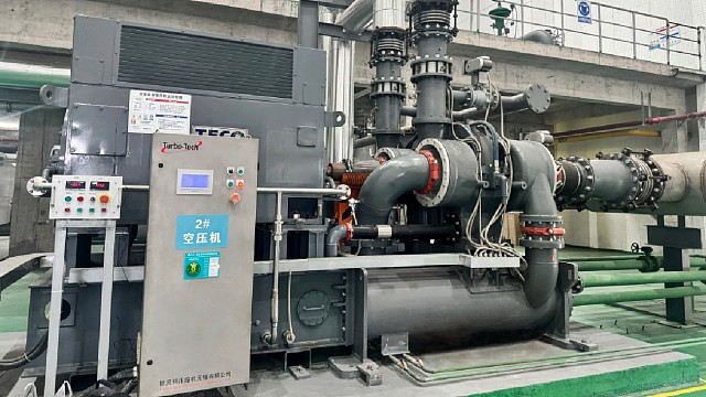 钛灵特离心式空压机成为驱动环保材料制造的绿色动力