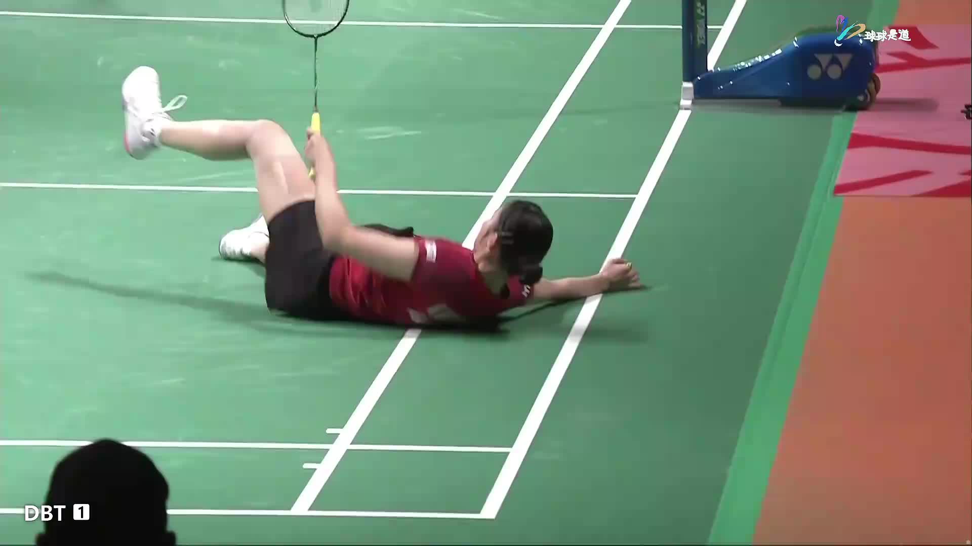 陈康乐蒂娜VS岩永铃中西贵映日本熊本羽毛球大师赛