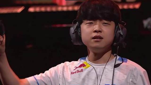 盖亚树下葬银龙