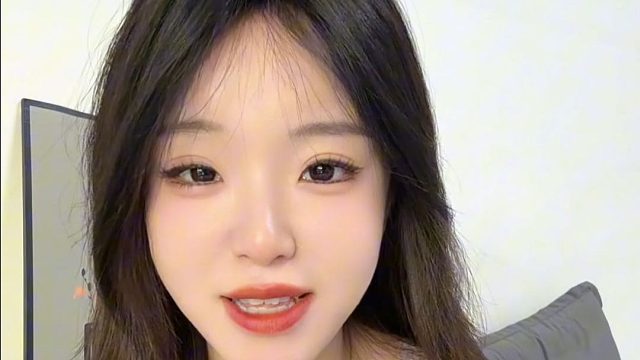 学姐潮鞋基地分享！大学四年的鞋都在这买的！ 99潮鞋基地